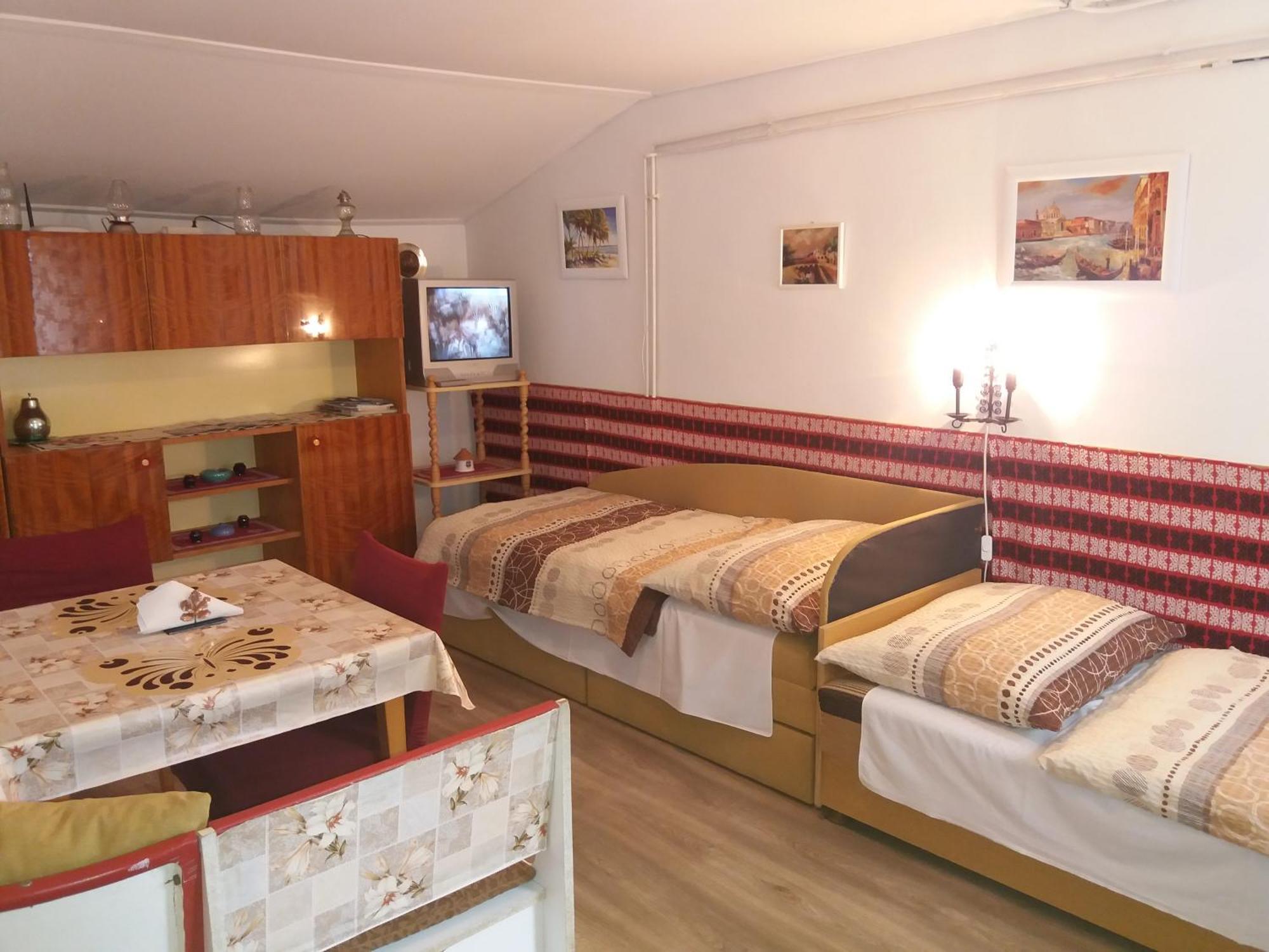 Nyari-Lak Apartman Villa Badacsonytomaj Luaran gambar