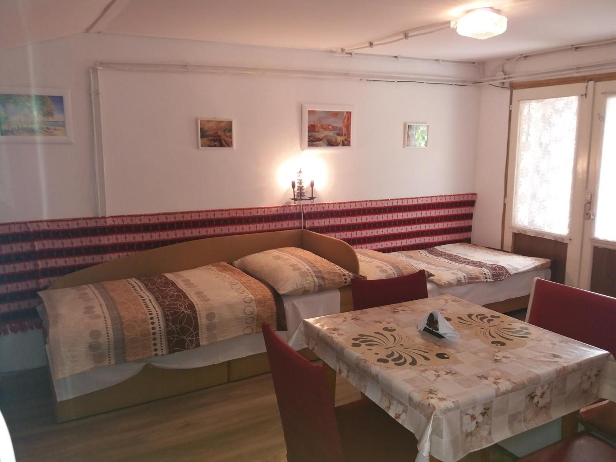 Nyari-Lak Apartman Villa Badacsonytomaj Luaran gambar