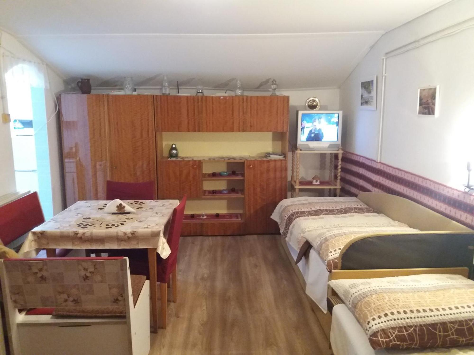 Nyari-Lak Apartman Villa Badacsonytomaj Luaran gambar